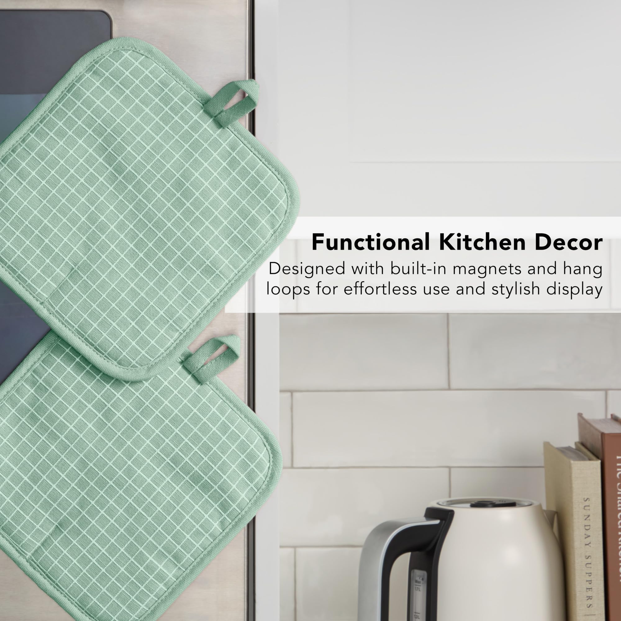 KitchenAid gridlines pot holder machine washable exterior keeps cleanup simple.