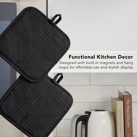 Close-up view of gridlines and quilted interior on KitchenAid potholder.