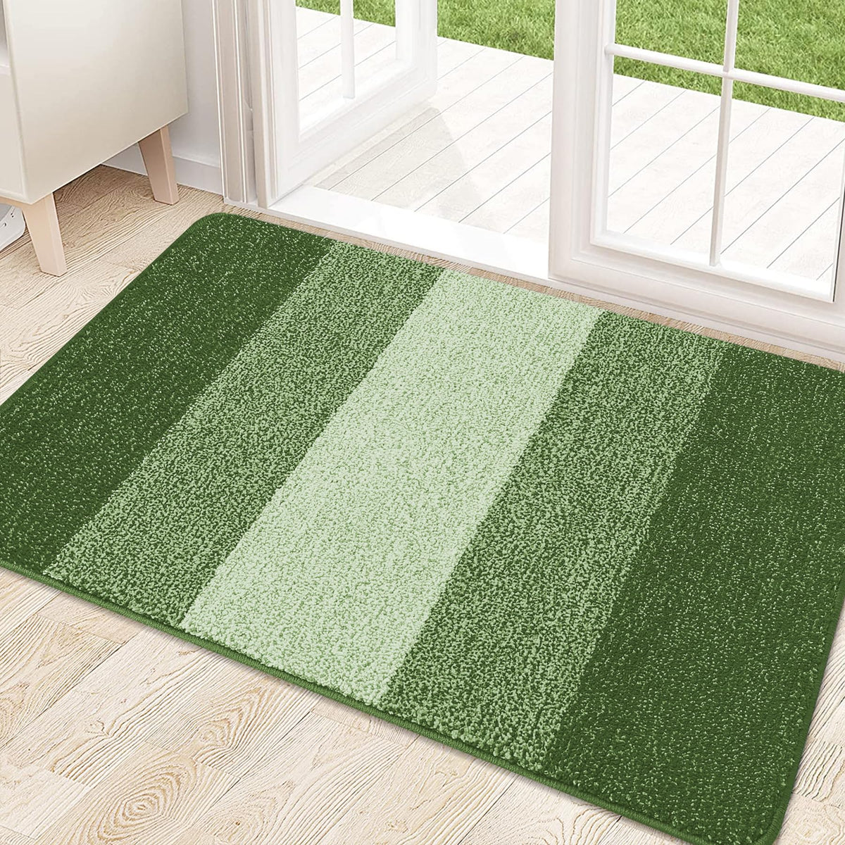 Kitinjoy indoor outdoor door mat front door showing 0.4 inch profile traps moisture