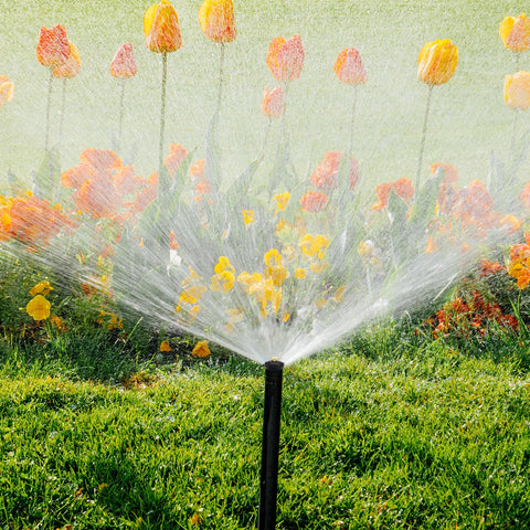 Kittmip universal irrigation nozzle compatible with 1/2-inch pipes.