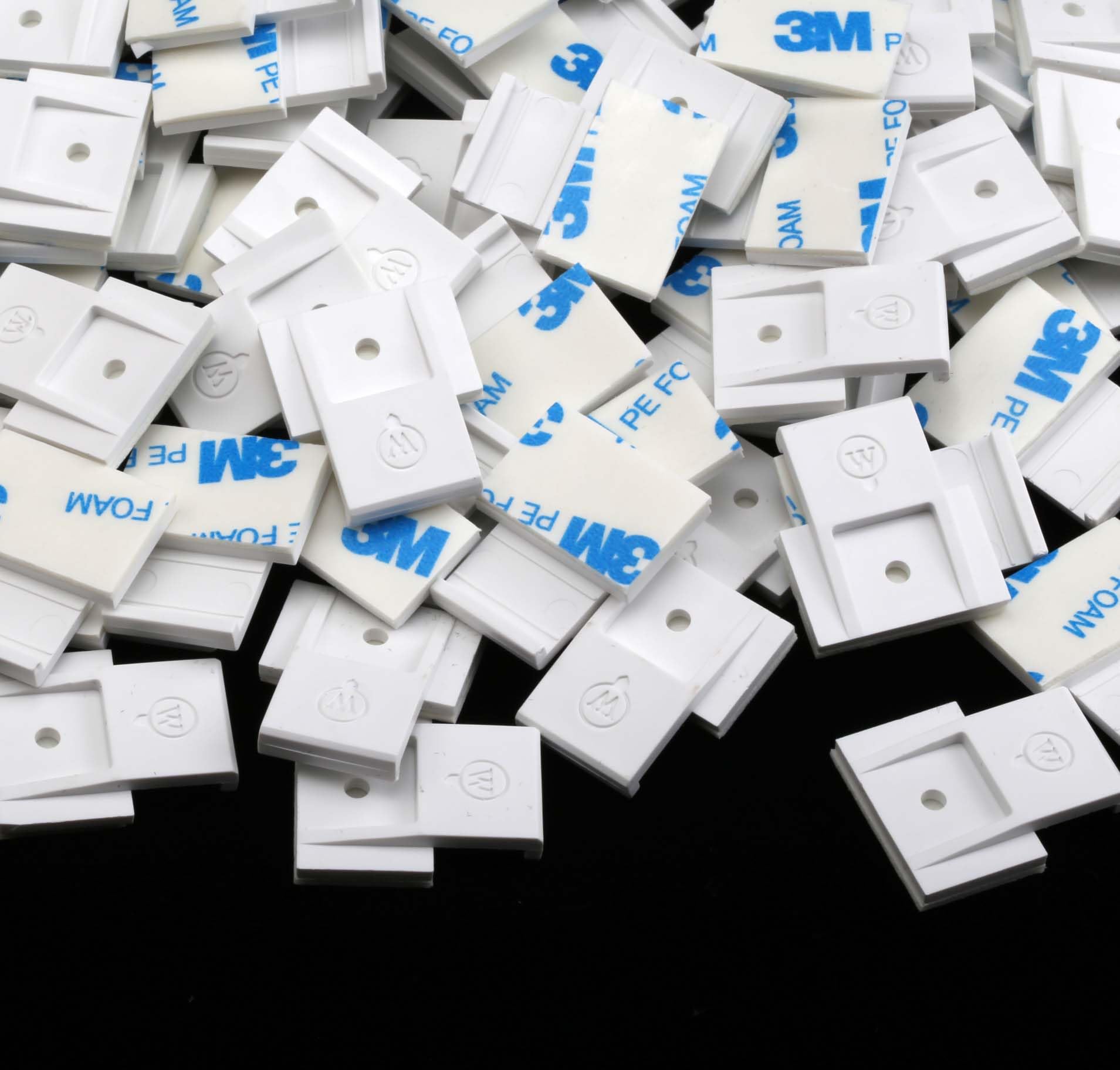 Komytoo M3-12mm stainless screws secure clips for long-lasting outdoor lighting performance.