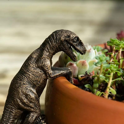 Kudriod dinosaur flower pot hugger figurine wall hanging for indoor decor