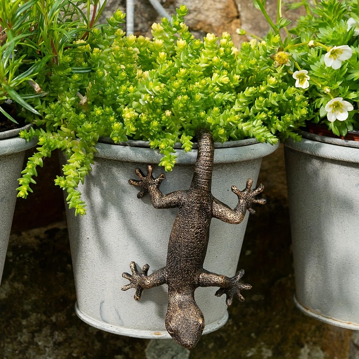 Kudriod resin gecko garden decor withstands outdoor weather for year round charm.