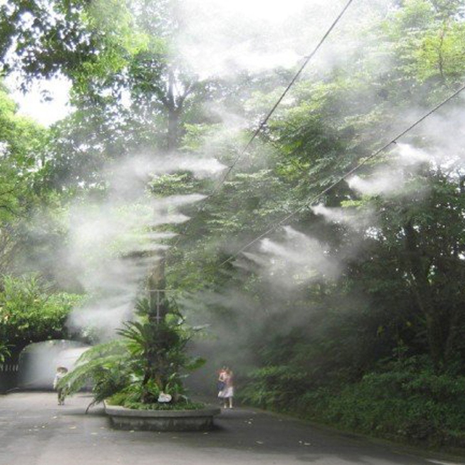 KUWAN low-water misting nozzle suitable for water-conscious setups