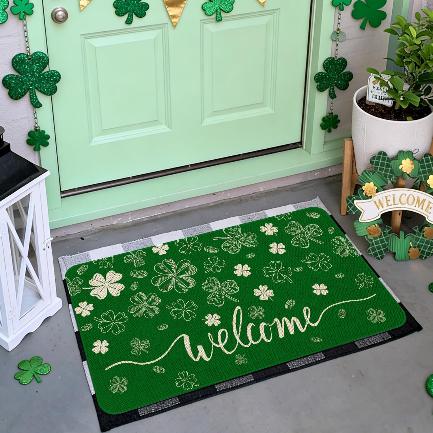 Kuyuayee mat shamrock pattern close-up highlighting festive décor and easy-clean surface