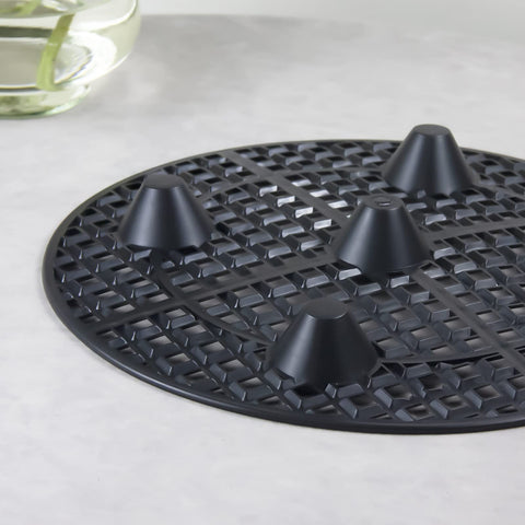 KVMORZE versatile pot stands fit indoor and outdoor use.