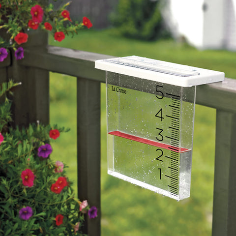 La Crosse 705-109 rain gauge with removable bracket and vessel for cleaning