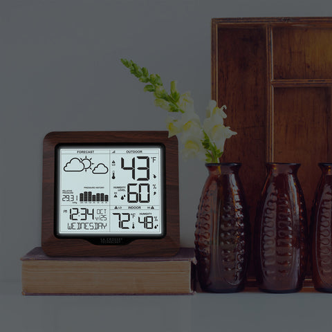La Crosse Technology 308-1417BL atomic time with DST for accurate scheduling.