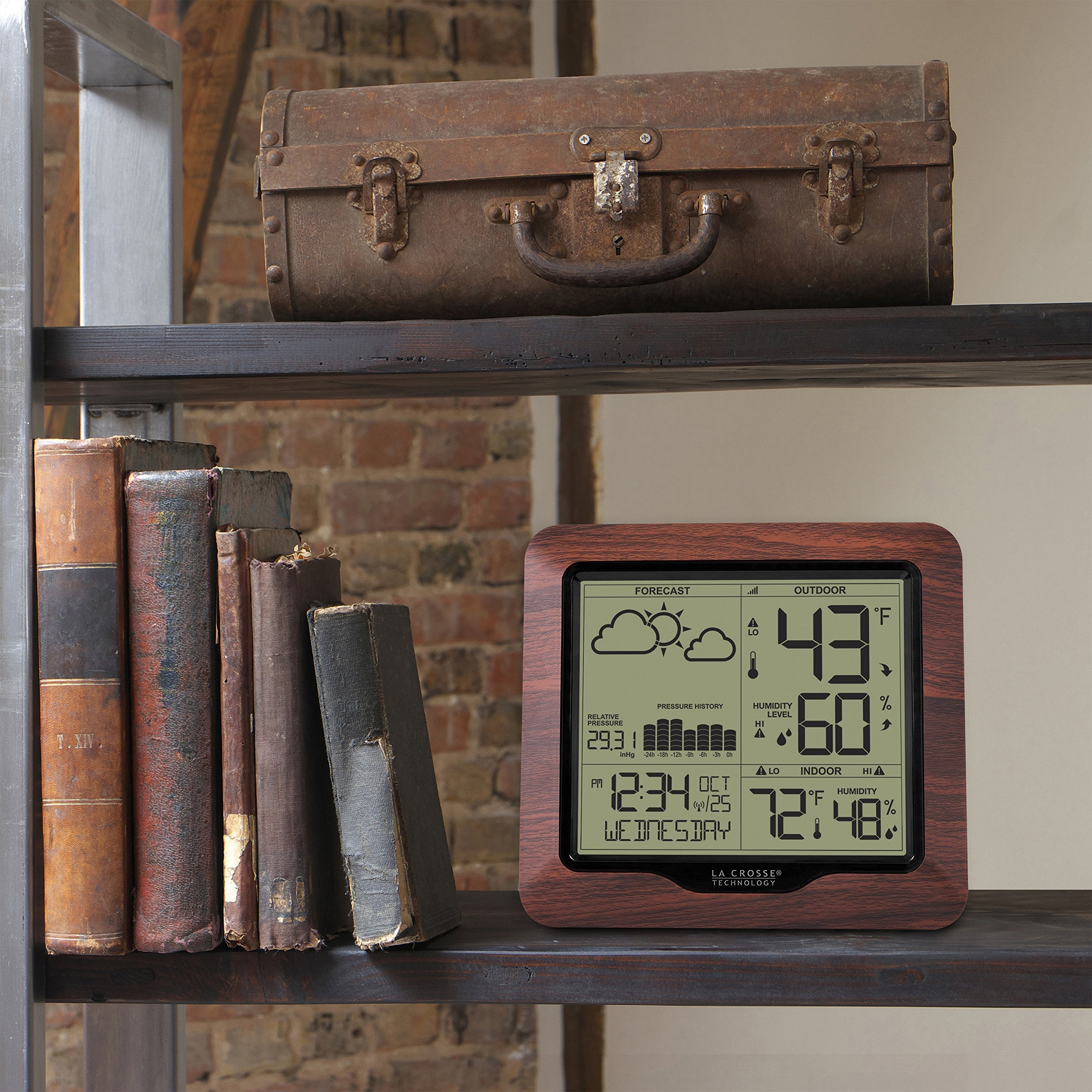 La Crosse Technology 308-1417BL indoor/outdoor temperature and humidity at a glance.