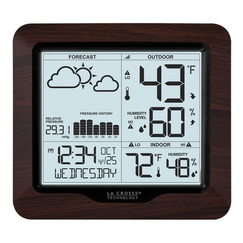 La Crosse Technology 308-1417BL pressure history graph for trend tracking.