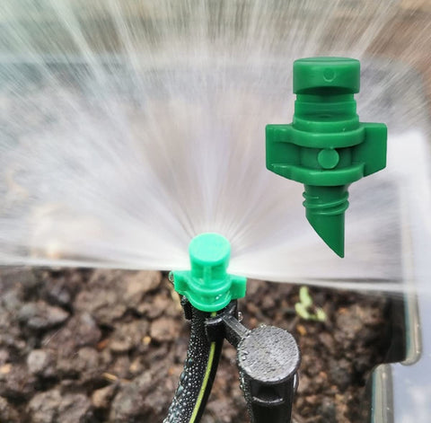 La Farah nozzle with smooth inner wall reduces water loss