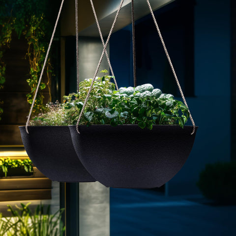 LA JOLIE MUSE weather-resistant planter withstands sun and cold year-round.