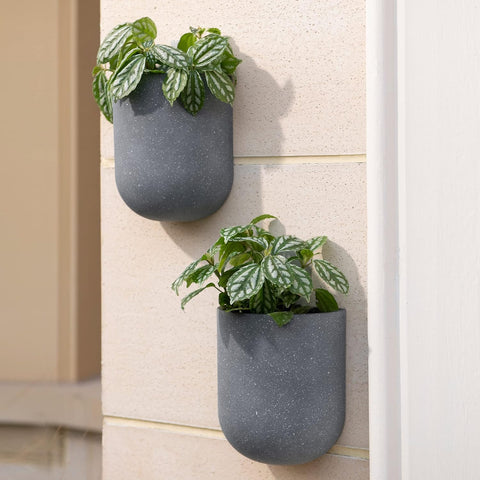 LA JOLIE MUSE weather-resistant planter suitable for outdoor porch walls