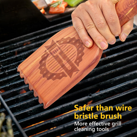 Laboos fits Traeger 20–1300 series grills for safe, bristle-free use.