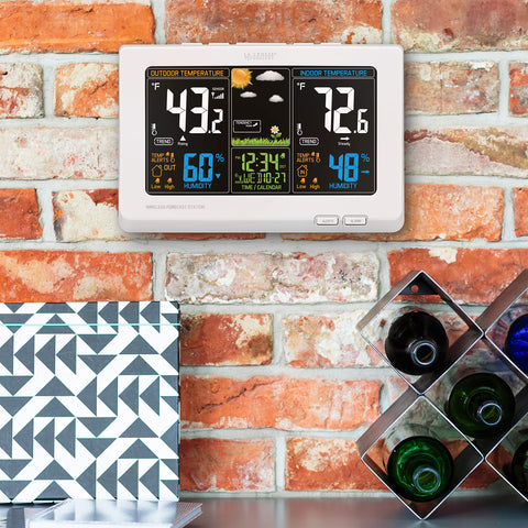 La Crosse atomic time with automatic DST keeps date and time accurate.