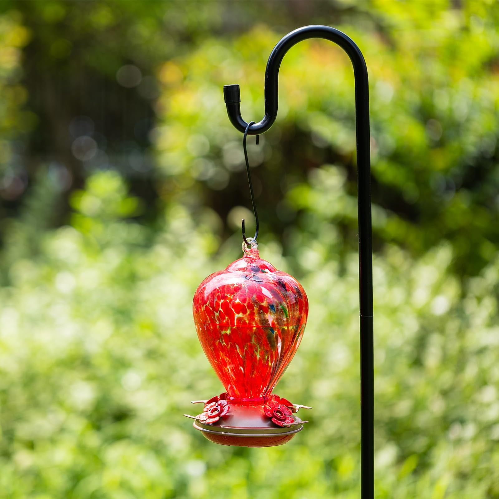 LaElvish Garden ornamental feeder blends craft with practical feeding