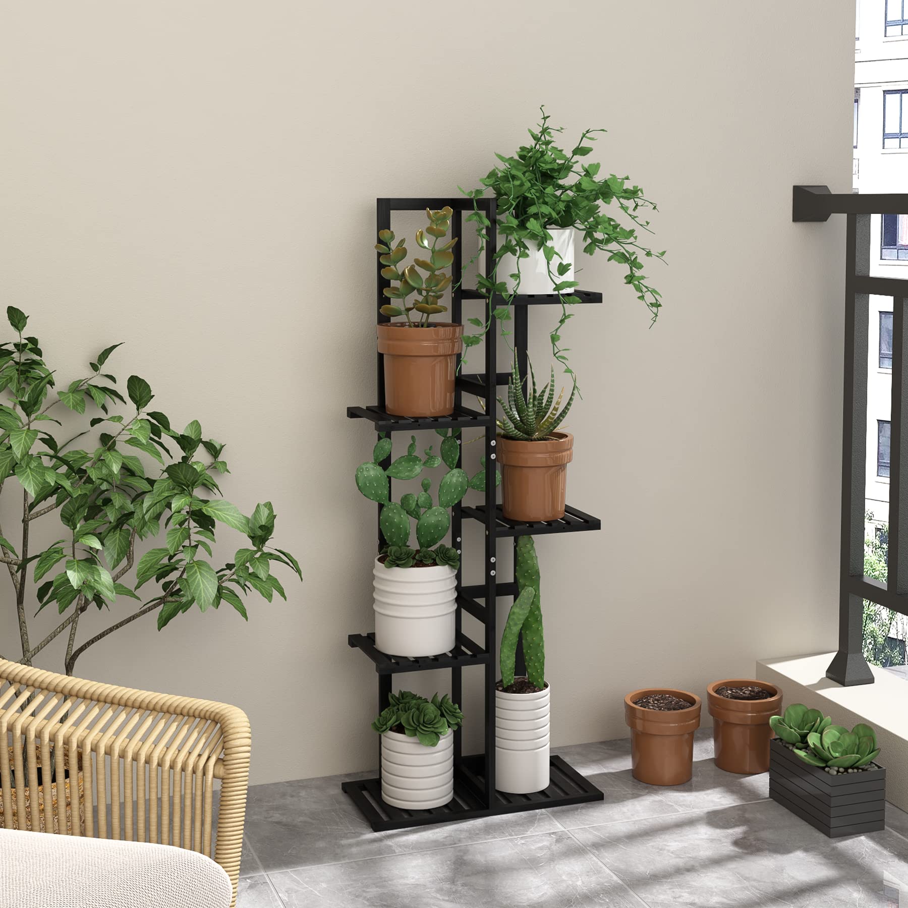 Laiensia pots stand organized with six pots for tidy plant groups.