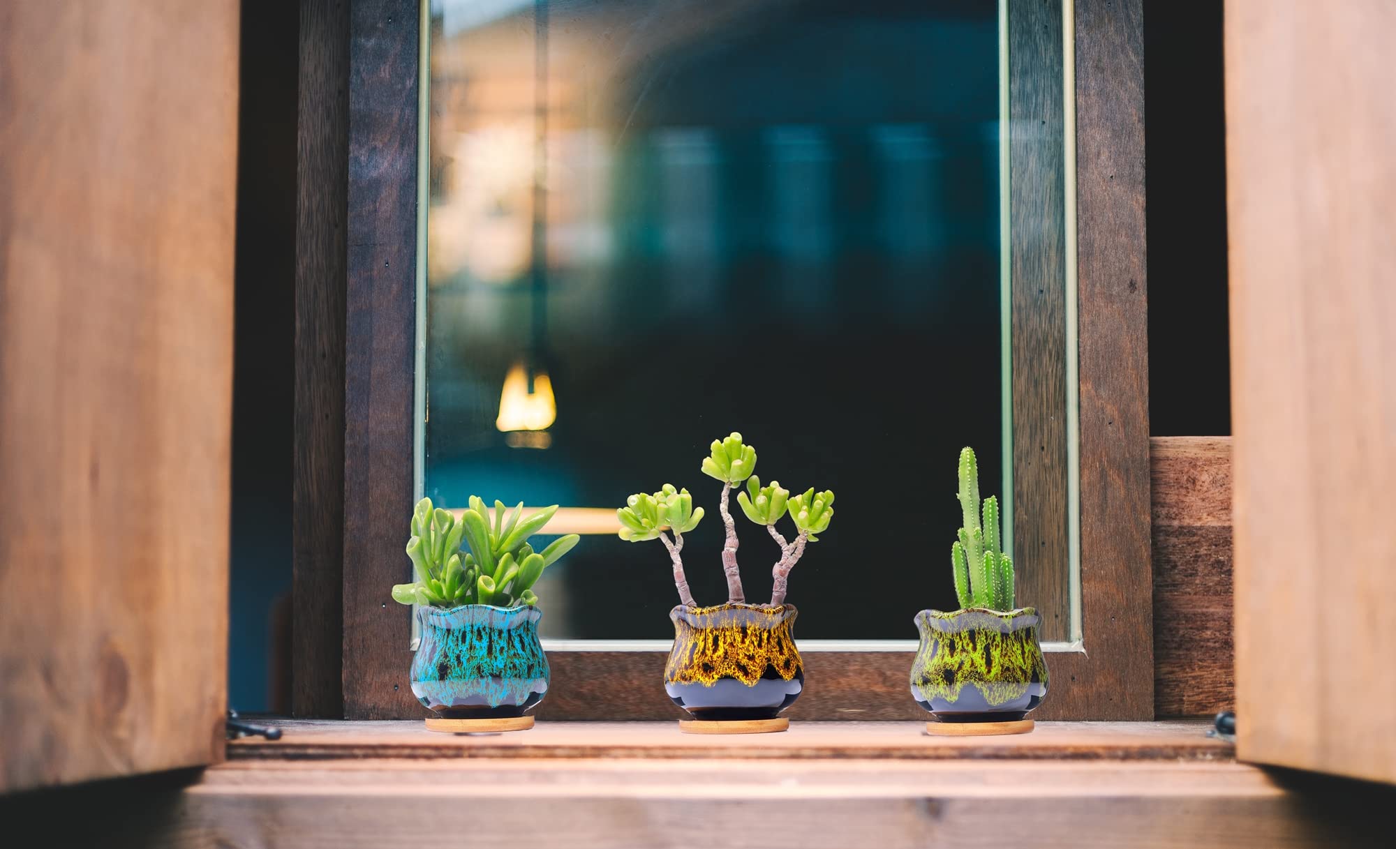 LamDawn set of 5 pots showcases compact, gift-ready home decor.