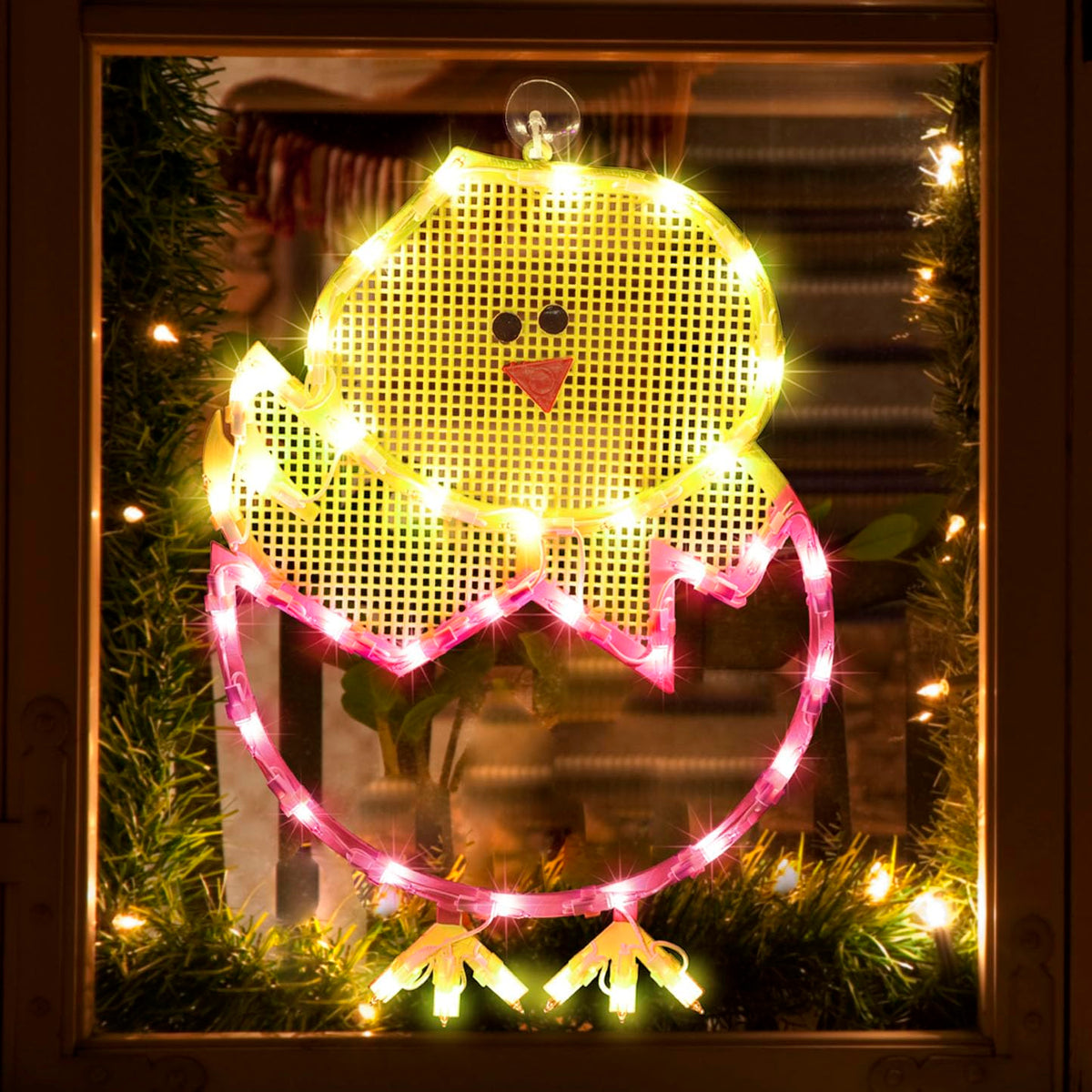 LAMPHOME hatching-baby-chick-egg window light decor for festive Easter ambiance.