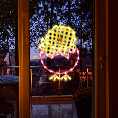 LAMPHOME hatching-chick-egg decor creates a welcoming focal point on walls.
