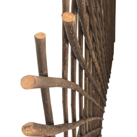 LANDGARDEN extended willow panel used as indoor plant partition.