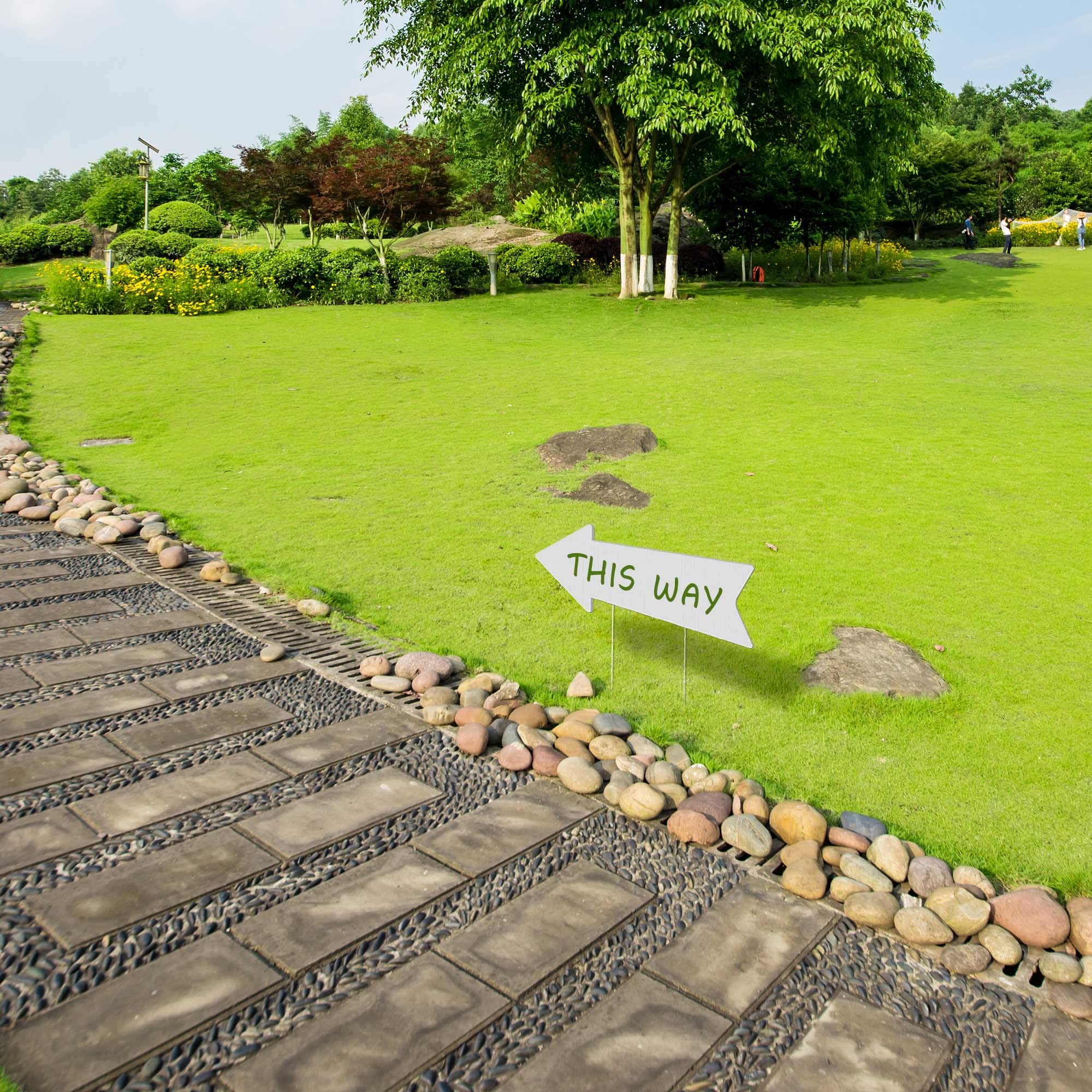 LARREEDE this way arrow sign guiding event flow