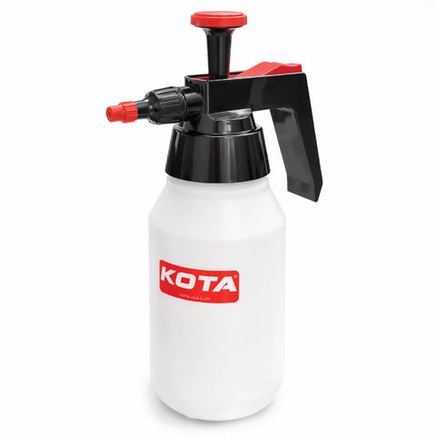 LAUCO Kota 1L adjustable pump bottle for precise spraying in workshops.
