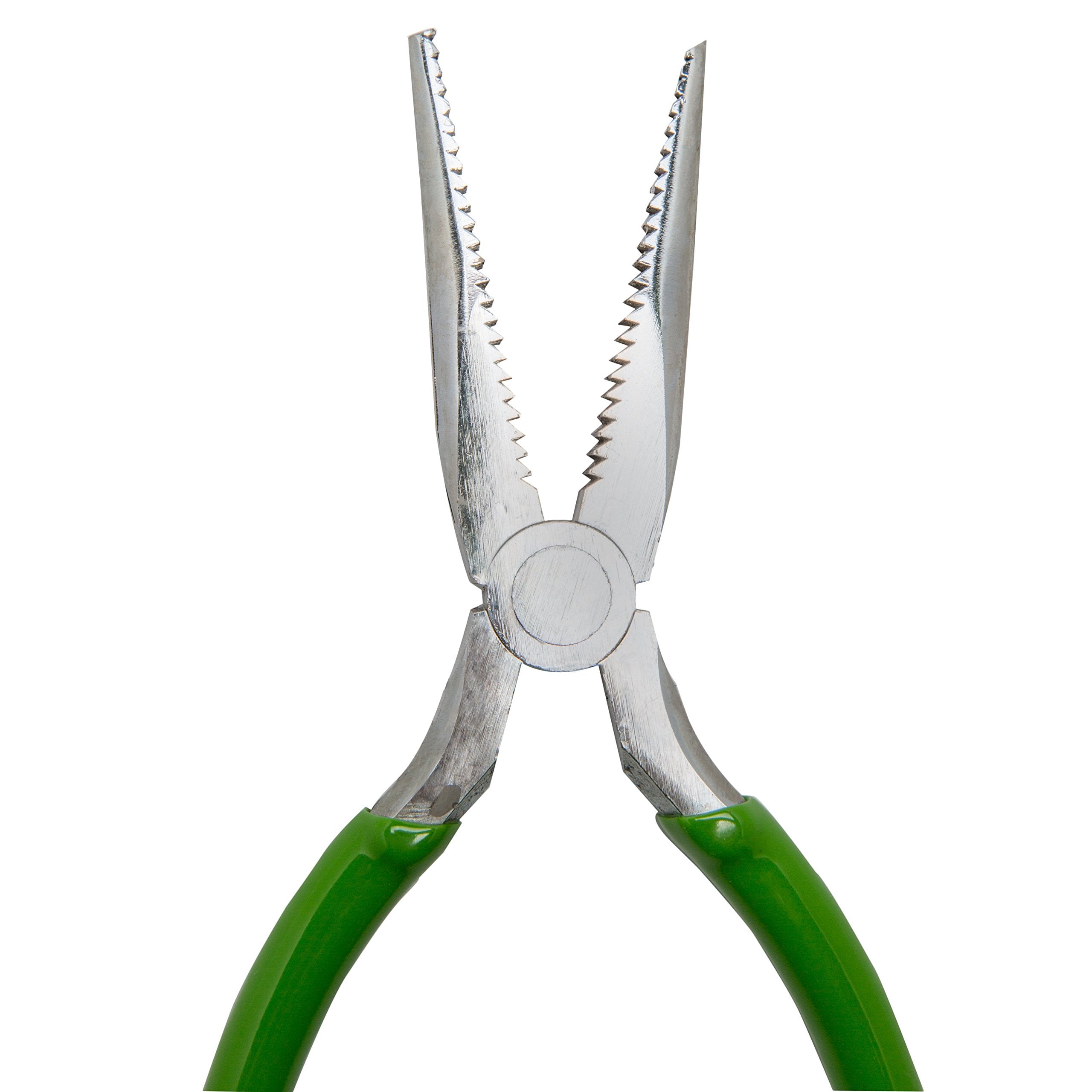 Lawn Jaws speeds spring cleanup for lawns and beds.
