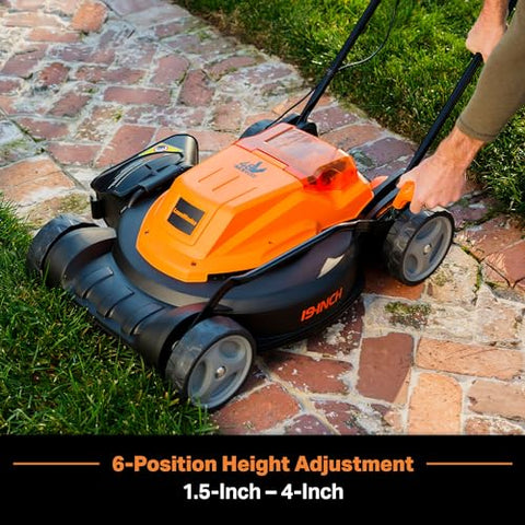 LawnMaster CLMF4819X mulching option returns nutrients to the lawn.