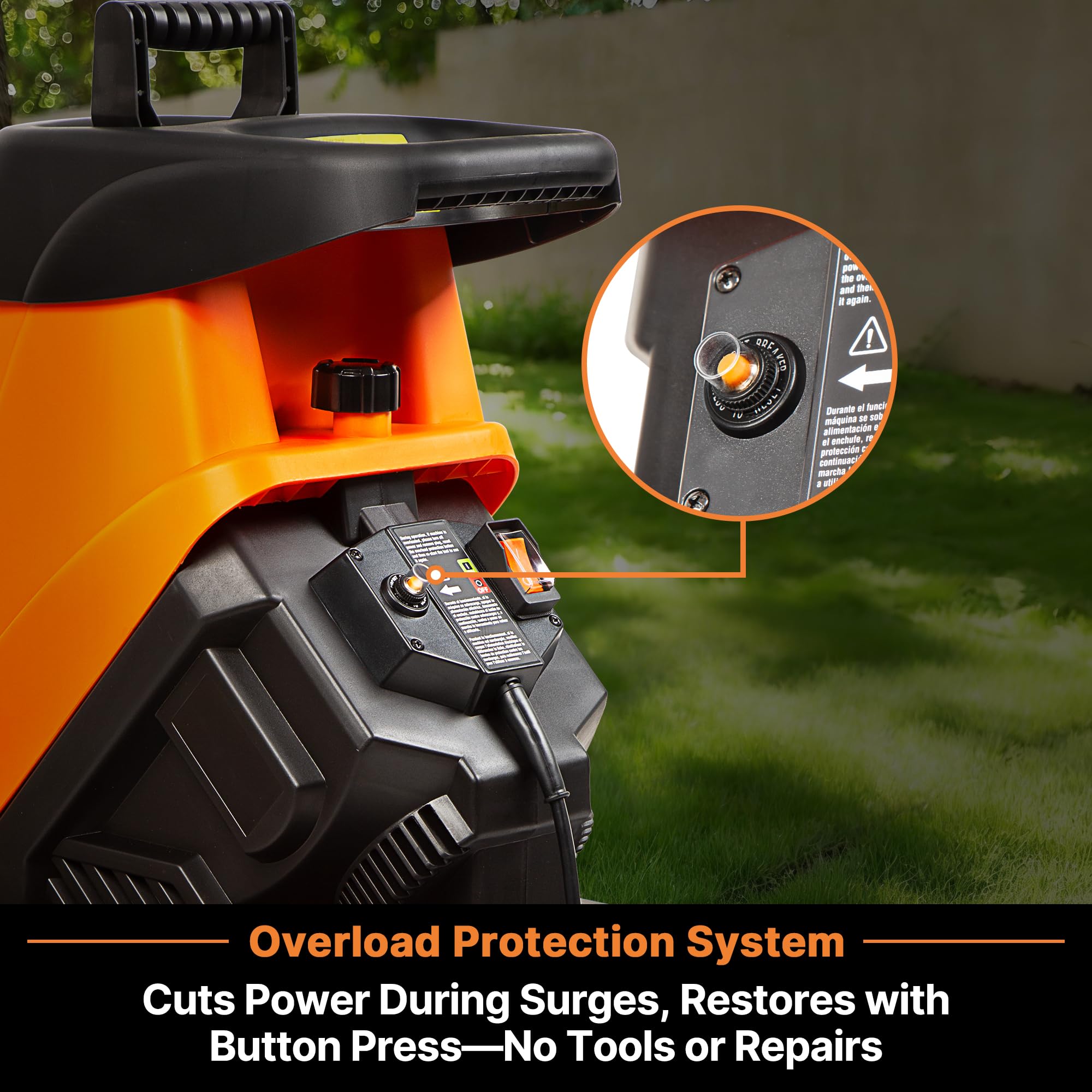 LawnMaster FD1504 push-paddle guiding debris into feed
