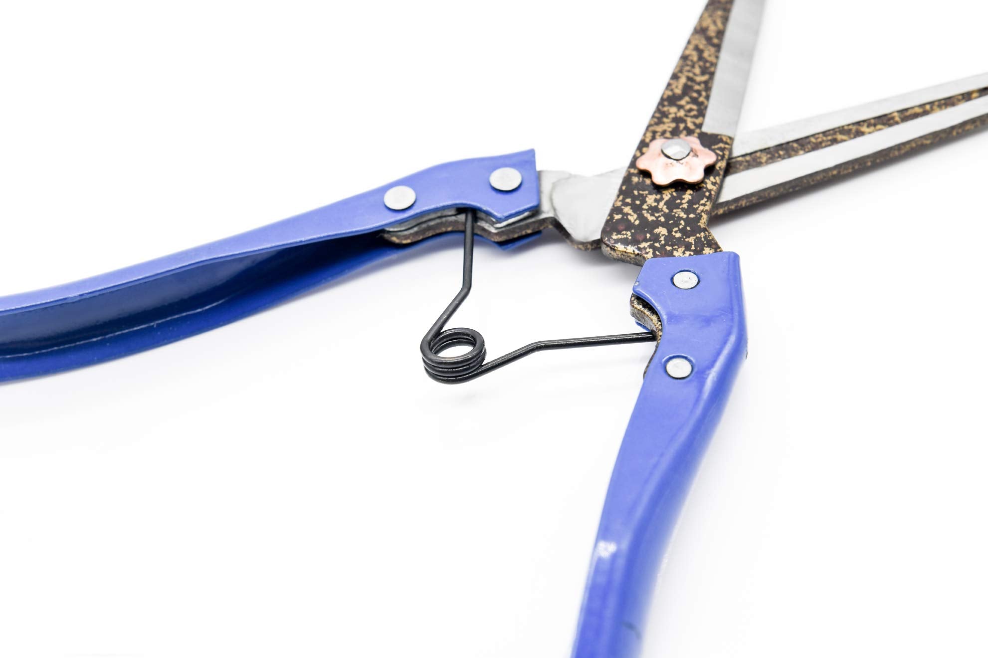 LCDCM wear-resistant handle design increases longevity in daily use.