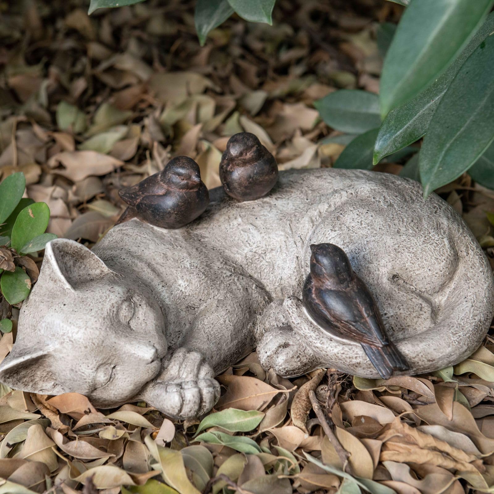 Sparrows-on-cat figurine by LCdecohome enhances garden charm