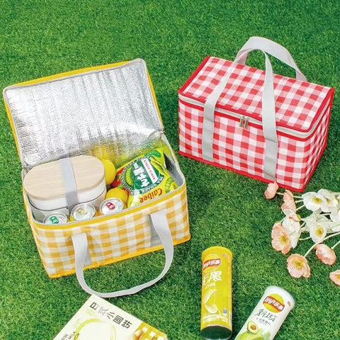 Lchkrep reusable insulated bag ideal for groceries and outings.