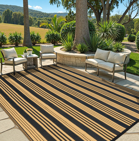 LEEVAN easy-clean rug resists sand and outdoor spills.