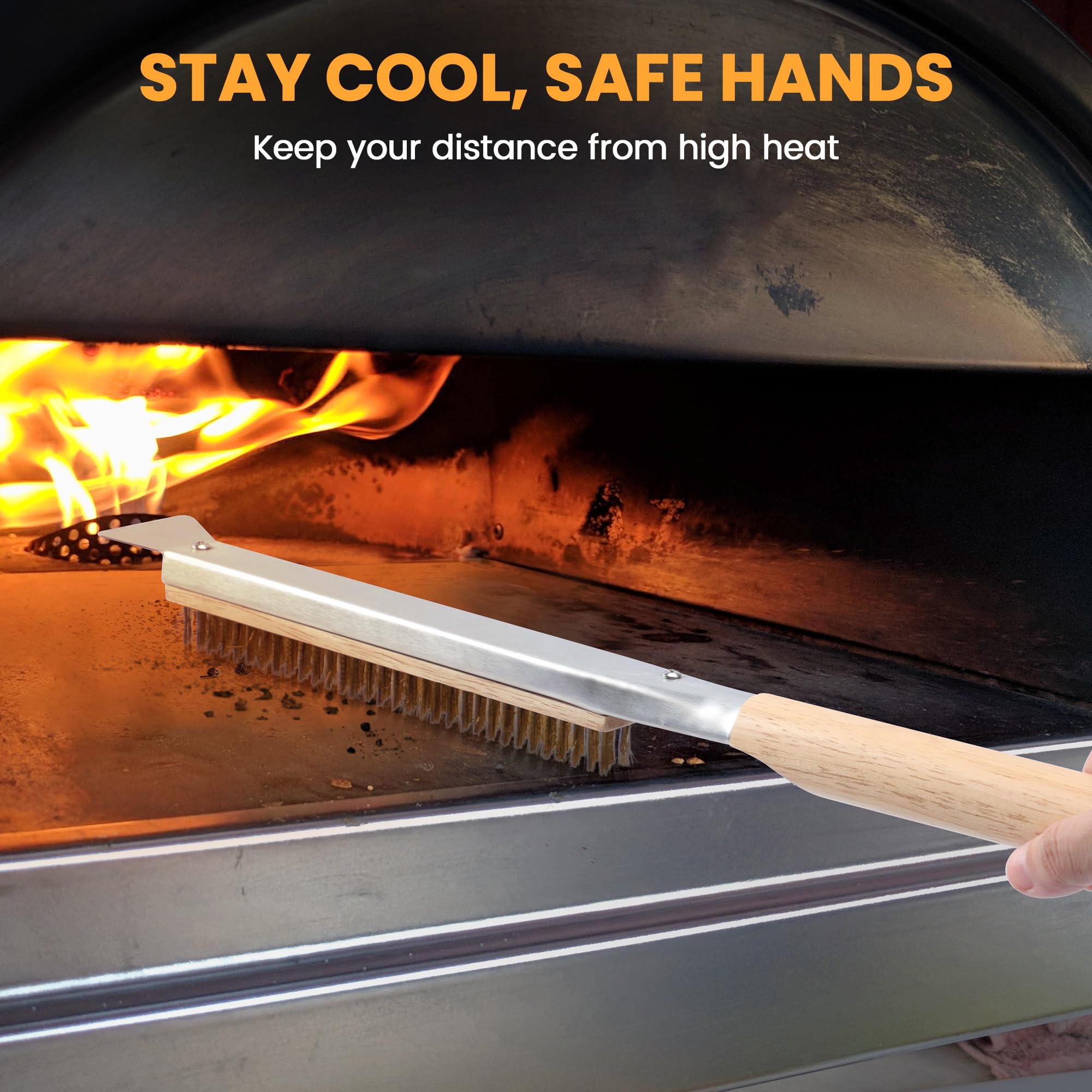 Leightszen wooden handle offers ergonomic grip and keeps hands away from heat.
