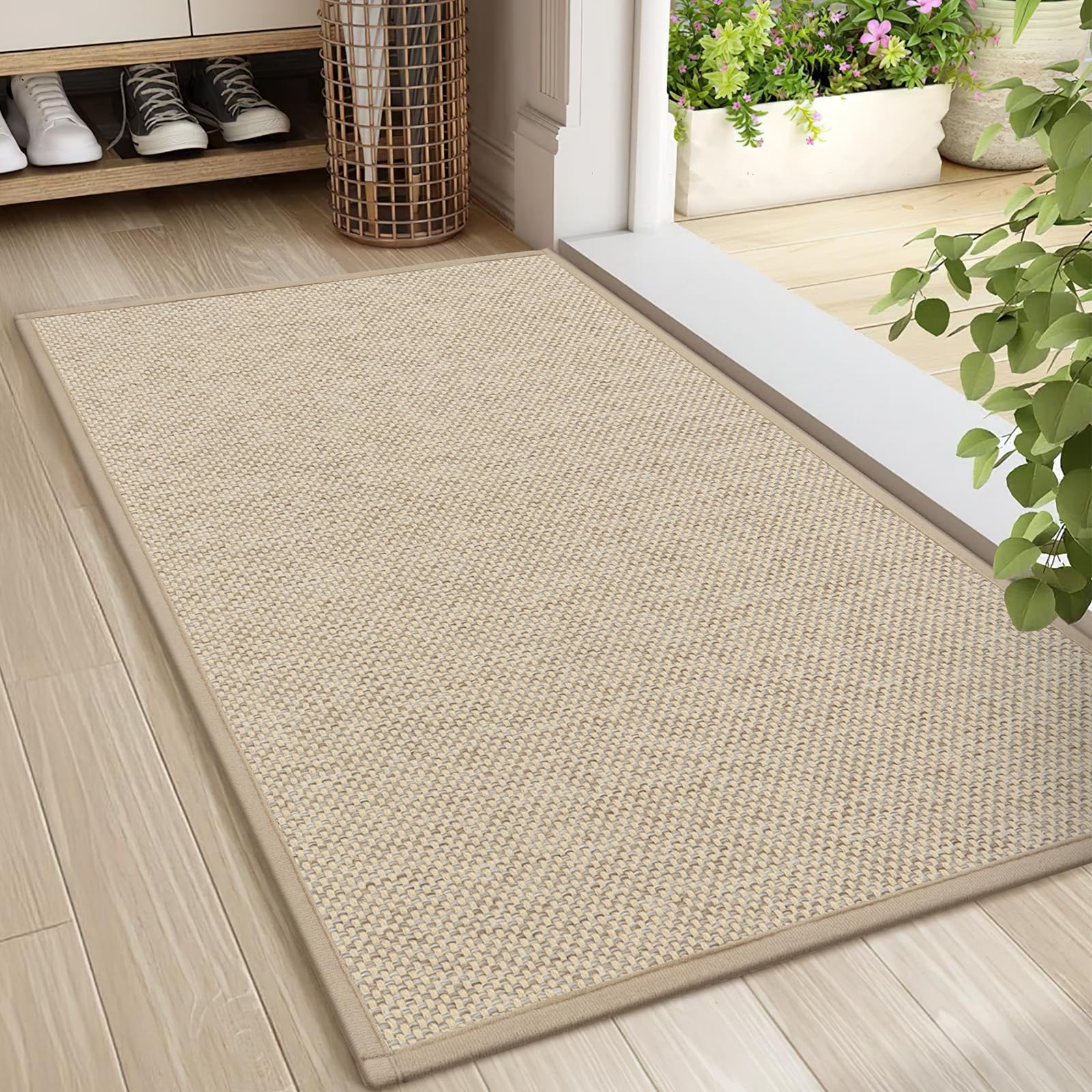 LEKEEPGO door mat absorbs moisture and dirt at the entry.