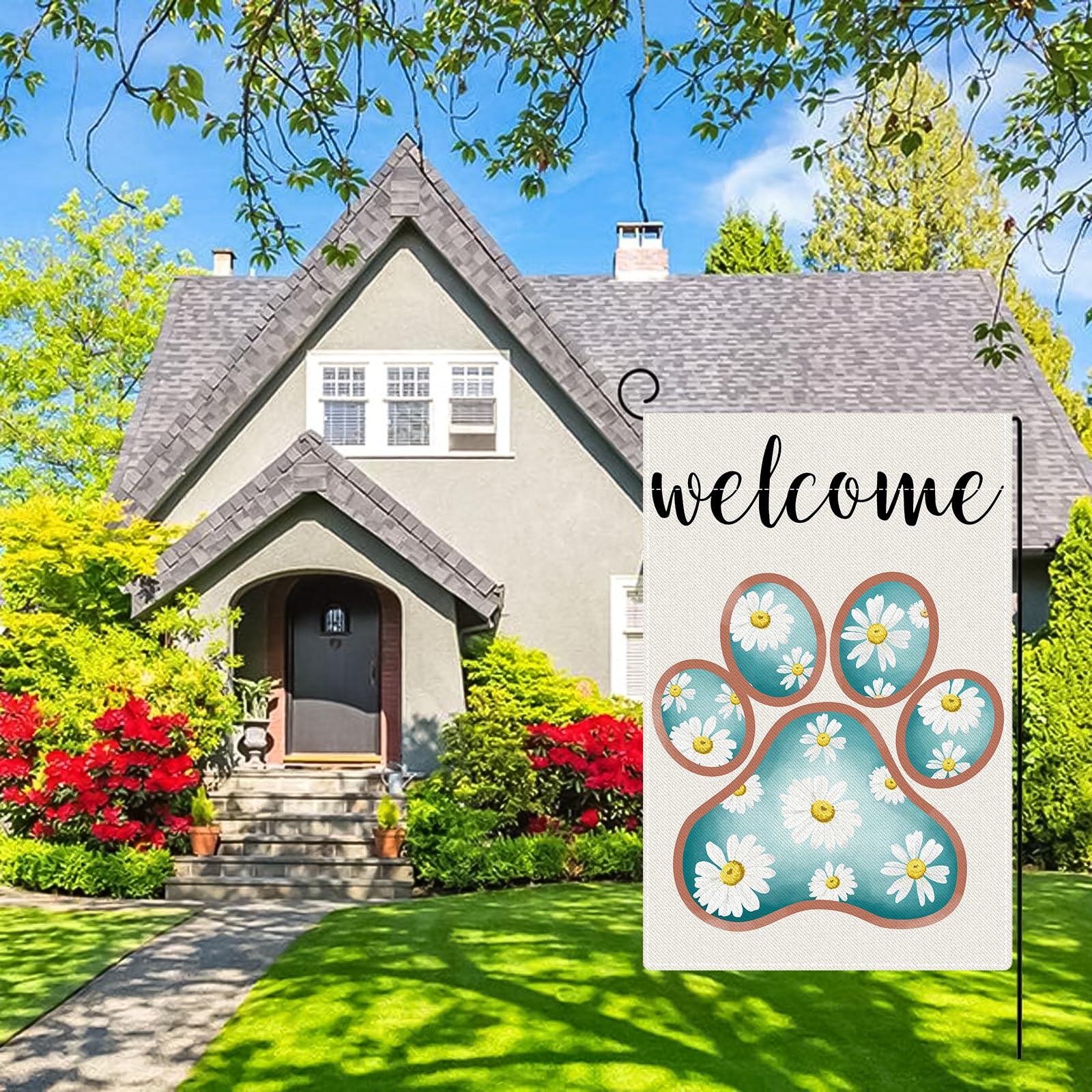 Lemicin Daisy flowers flag adds romantic summer charm to porches and fences.