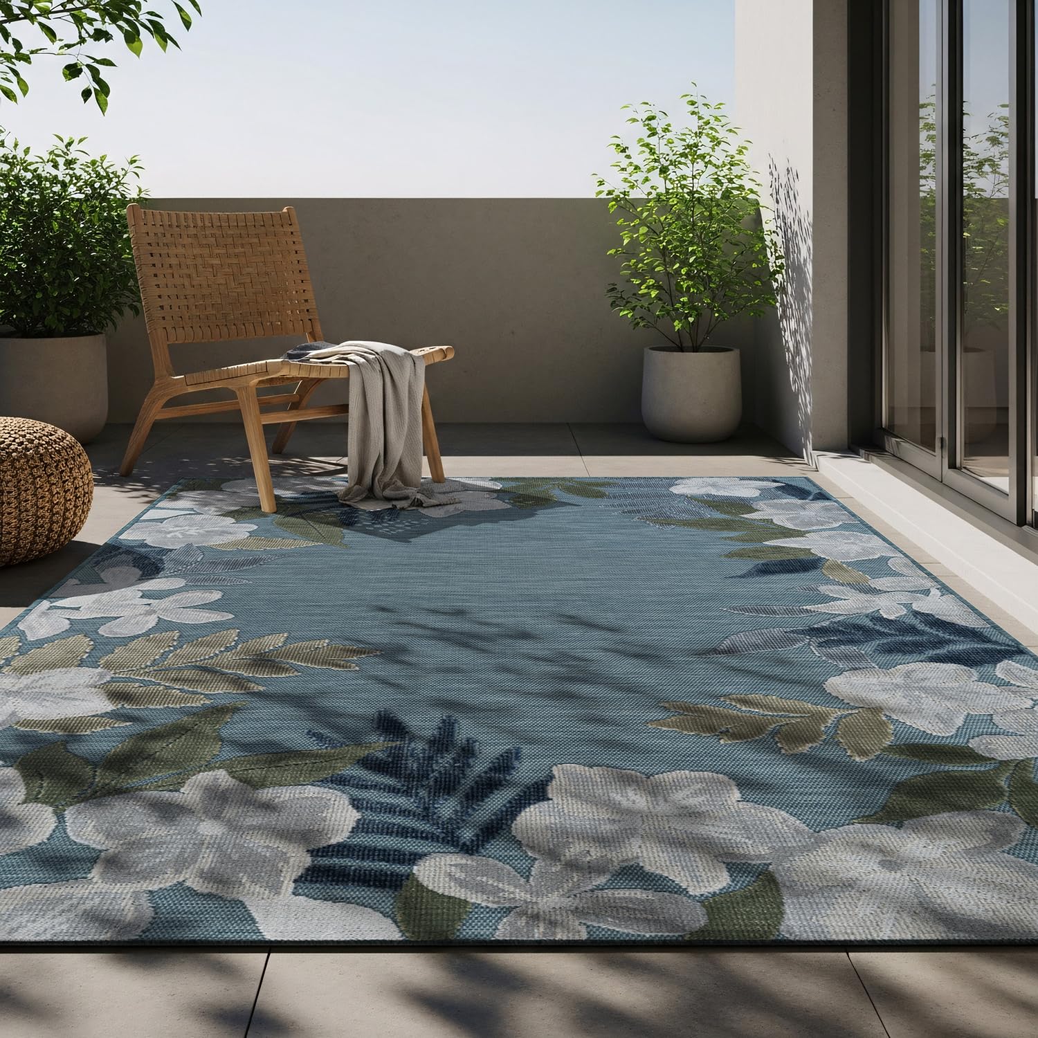 Lena Rug non-shedding flat weave design stays under furniture during high traffic