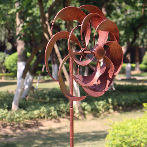 LERFUGI Garden decor wind spinner adds atmosphere to your terrace.