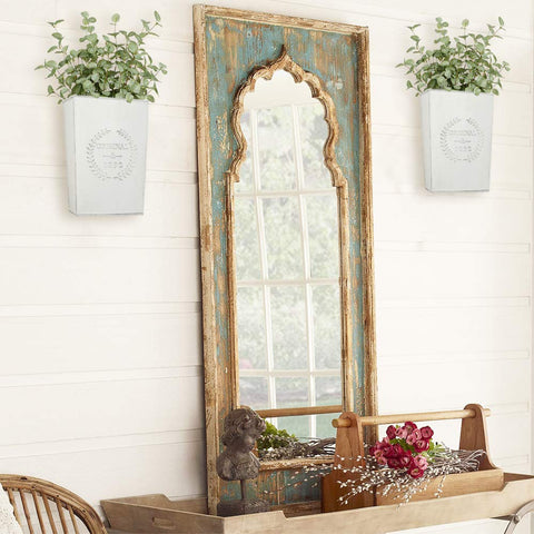 LESEN wall decor planter close up shows antique finish and durable metal.