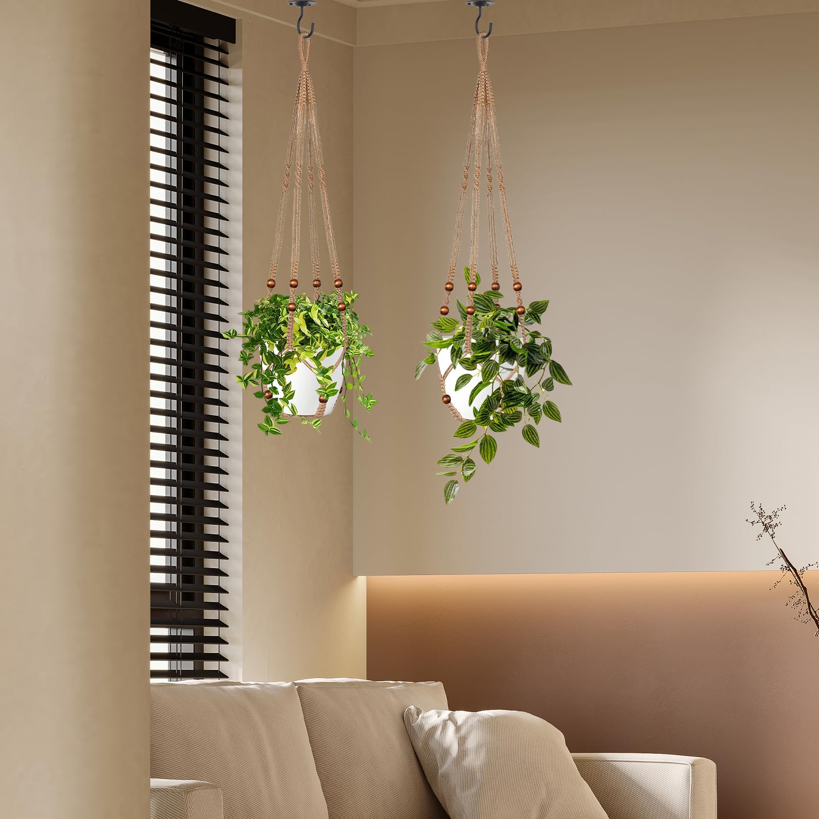Expansion tubes stabilize the hanging display for secure setup.
