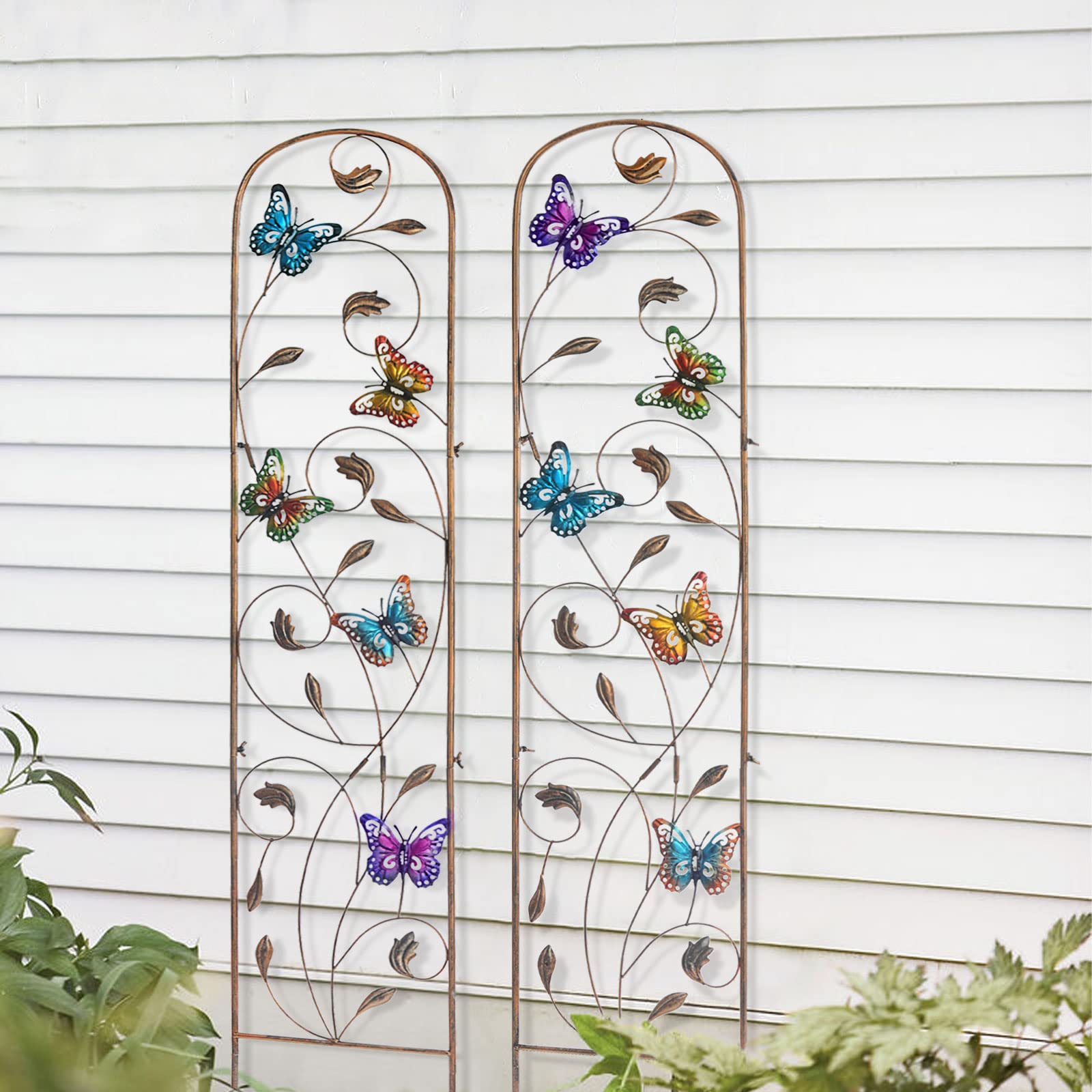 LEWIS&WAYNE easy-assembly trellis kit for quick outdoor setup.