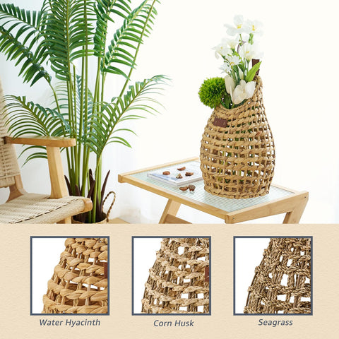 LGENHOOM woven exterior pairs with a lightweight frame for flexible wall or doorway display.
