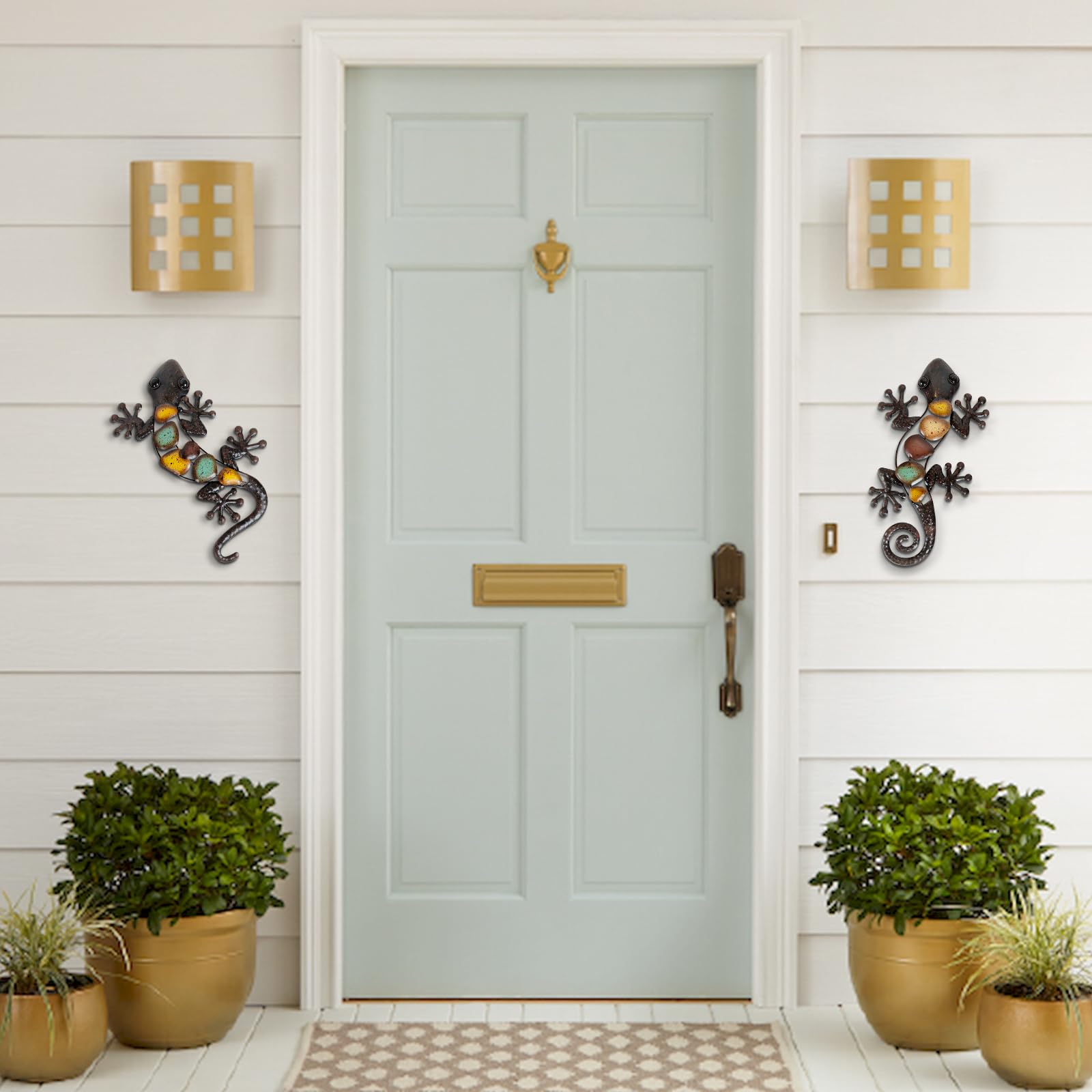 LIFFY eye-catching multicolor geckos enliven fences, walls, and garden spaces.