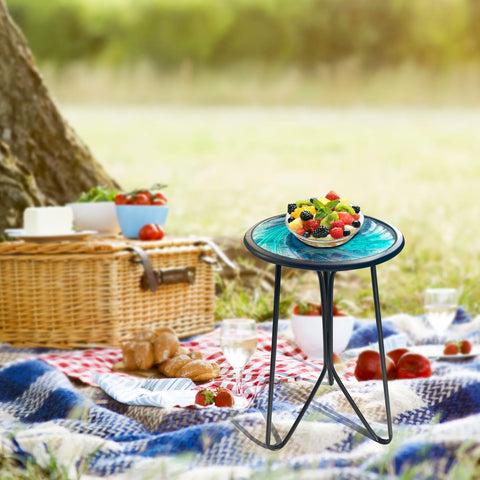LIFFY end table with sturdy triangular legs for stable support.
