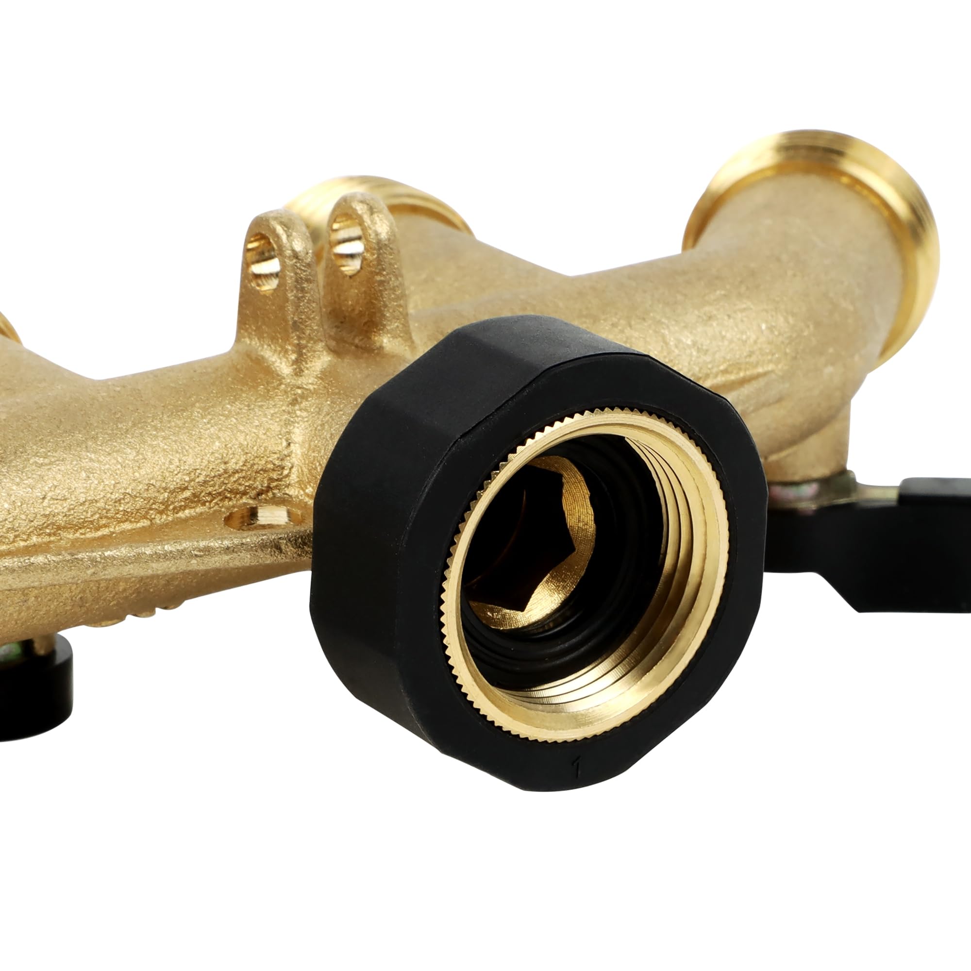 Outdoor faucet setup using Lifynste splitter for flexible watering options.