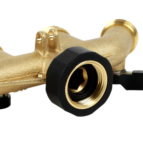 Outdoor faucet setup using Lifynste splitter for flexible watering options.