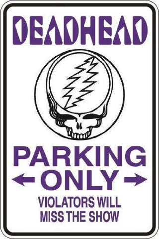 Lilyanaen parking-only metal sign for outdoor spaces improves visibility and durability