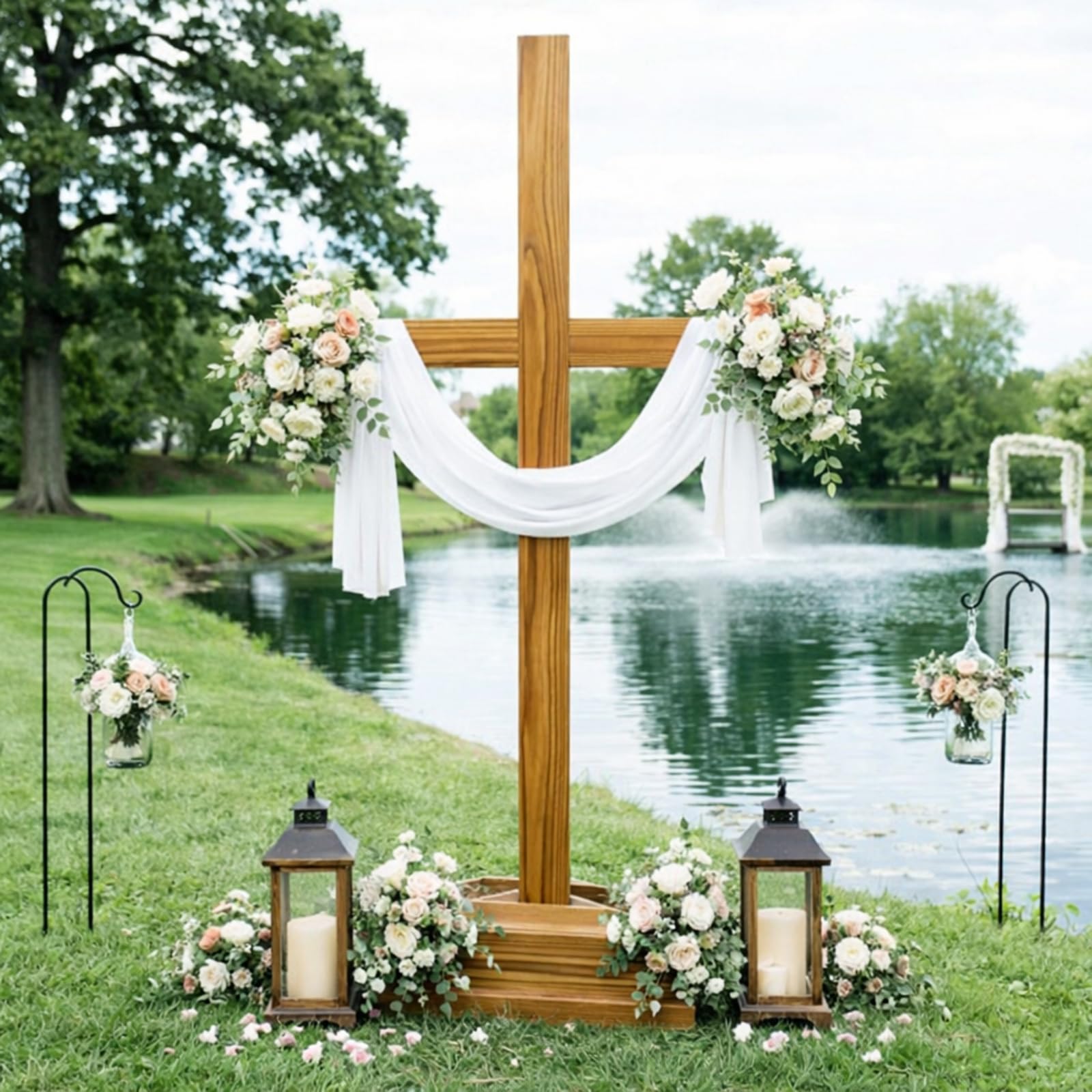 Lineshading cross decor suitable for lawn or indoor display