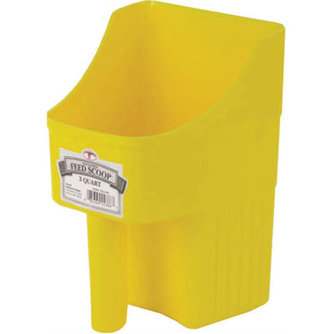 Little Giant plastic enclosed feed scoop 3-quart yellow enables precise measuring and reduced spills